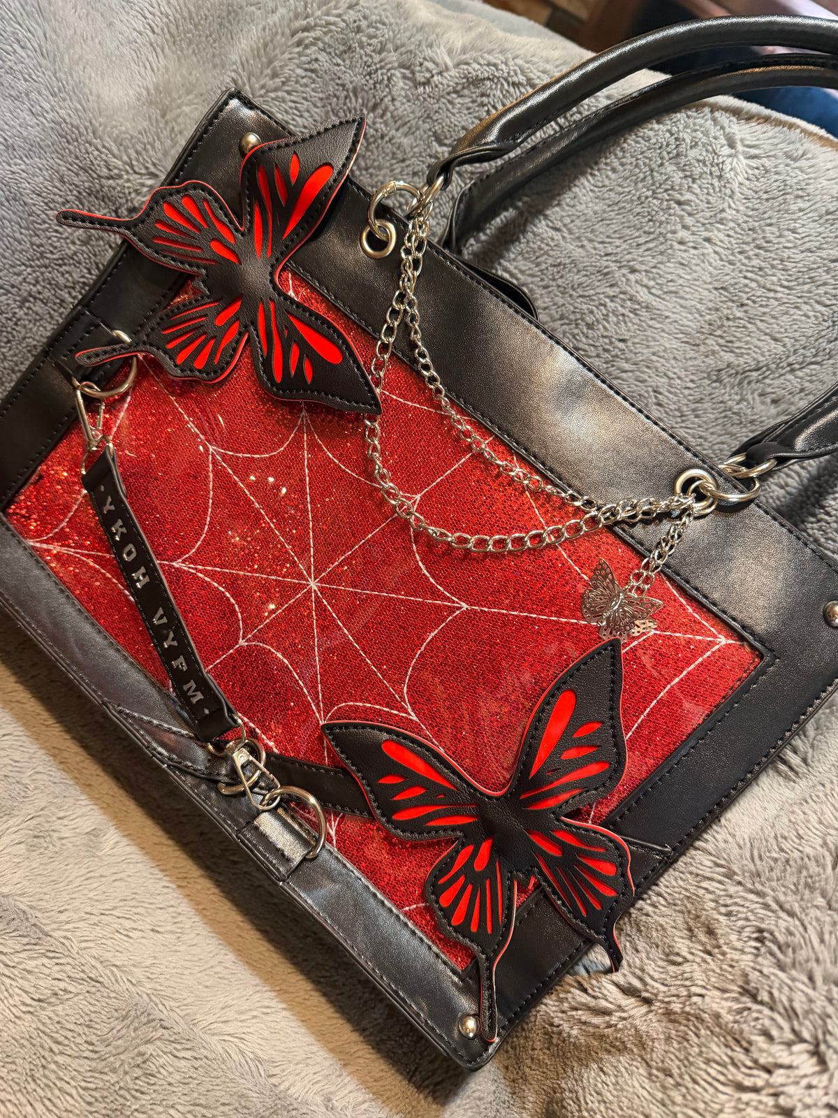 ❤️🖤 Crimson Web Butterfly Convertible Handbag 🦋✨